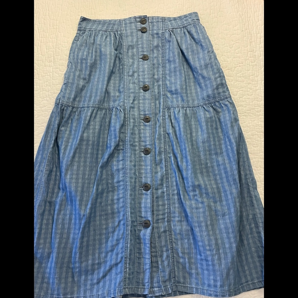 Sold out! Button-Front Tiered Midi Skirt
